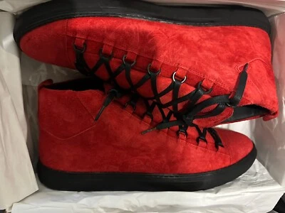 balenciaga arena high 47 gamuza roja usada una vez  Foto 1 de 4