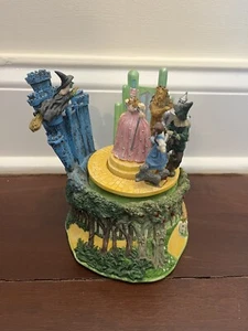 Music Box Turner Entertainment Wizard Of Oz "Siamo fuori per vedere il mago" funzionante - Foto 1 di 11