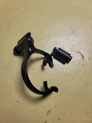 Mathews Archery Arrow Web Quiver Claw Mount For Right Or Left (Mission) - Image 1 of 4