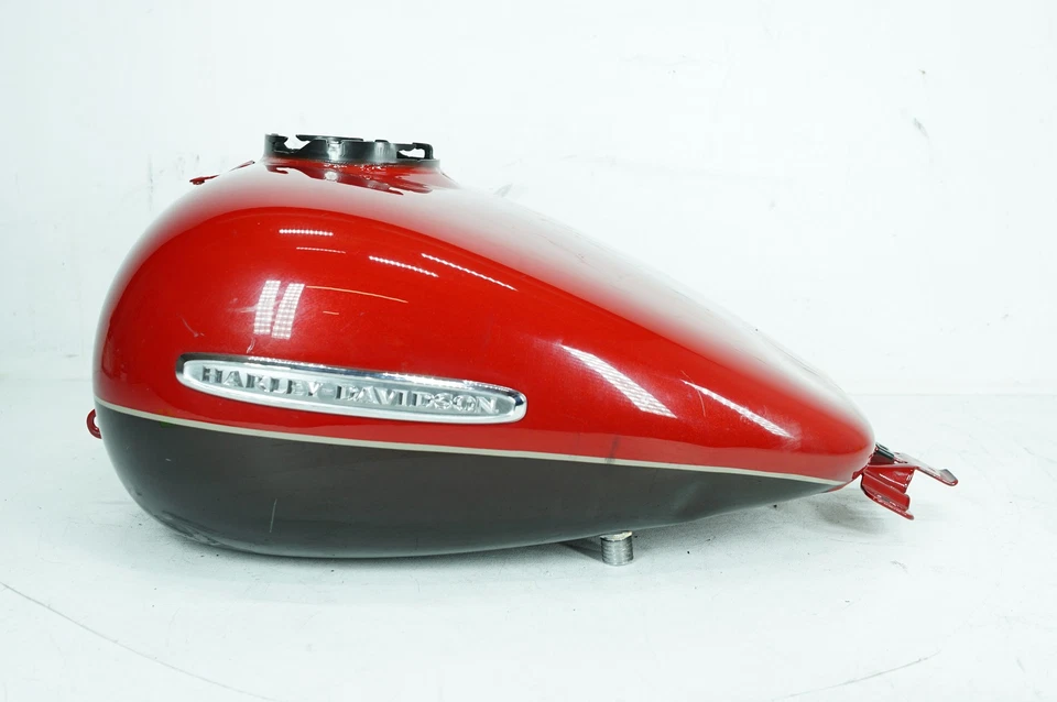 11 Harley Touring FLHTK Electra Glide Ultra OEM Gas Gasoline Fuel Tank Reservoir - Image 1 of 4
