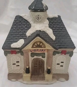 House LIBRARY 1994 Winter Valley Villages Christmas Lighted No Chips VINTAGE - Picture 1 of 12