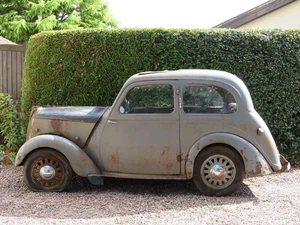 1946 Standard 8, original car for restoration, post-war version of '30s Flying 8 - Picture 1 of 12