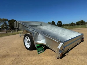 8x5 Galvanised Fully Welded Box Trailer With no Cage - Picture 1 of 3