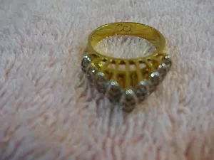 Cci COCKTAIL RING WITH 27 STONES MOUNTED MARQUISE STYLE - Picture 1 of 3