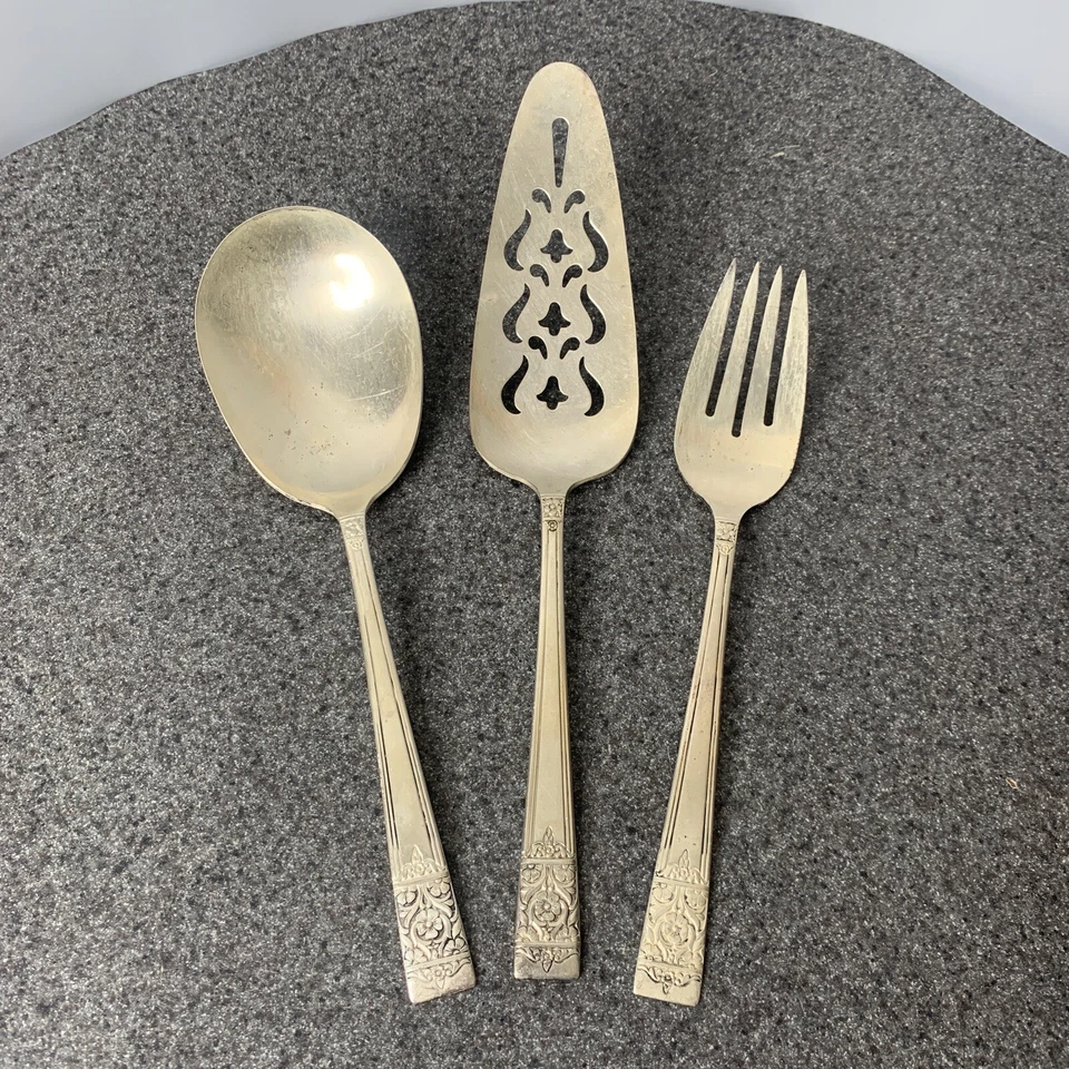 National Silver Co. KES Inauguration Floral Silverplate Spoon, Fork & Pie Server - Image 1 of 4