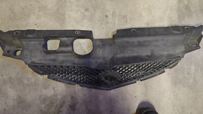 2002-2004 ACURA RSX FRONT GRILLE OEM - Imagem 1 de 2