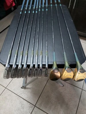 McGregor First Lady Iron Set 3 To 10 1 -3-5 Woods RH - Image 1 of 4