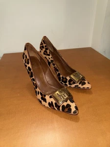 TORY BURCH ANIMAL HAIR PUMP HEEL SIZE 9M - Picture 1 of 9