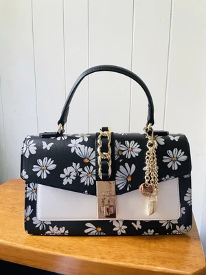 Женская сумка через плечо Aldo сумочка с цветами черный золотой ремешок на молнии. Новый - Изображение 1 из 3