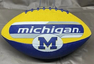 Fútbol americano de goma tamaño mini University of Michigan Wolverines - Imagen 1 de 8