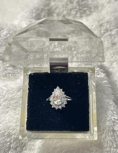 Anello in argento sterling SS 925 con zirconi a goccia sfaccettati misura 6,5 fascia con portagioie - Foto 1 di 12