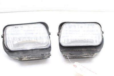 03-06 PAR DE FAROS ANTINIEBLA CHEVROLET SILVERADO 2500HD Q7203 Foto 1 de 4