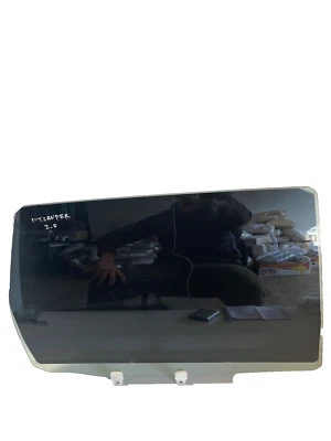 Mitsubishi Outlander Glass Window Rear Right Door Genuine 2.0 Di-D 2009 - Image 1 of 4