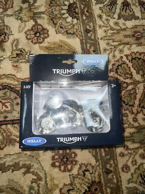 Welly TRIUMPH 1/18 Scale DAYTONA 675 Motorcycle NIB - Image 1 of 4