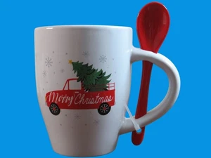 Tazza natalizia con design camion e albero rosso include cucchiaio rosso lavastoviglie e microonde - Foto 1 di 5