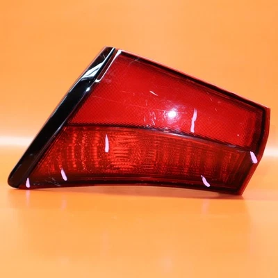 Piloto trasero izquierdo toyota prius 2019 2020 2021 81490-47020 OEM Foto 1 de 4