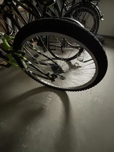 Fahrrad Reifen - Bild 1 von 1