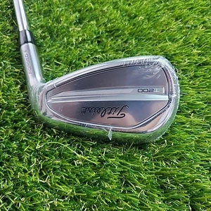 Titleist T200 2023 48 Degree Gap Wedge AMT Black Regular Flex *BRAND NEW* - Picture 1 of 5