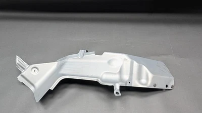 Cubierta interior de protección de combustible para arranque Mazda MX-5 Miata 2008-2015 placa de metal OEM Foto 1 de 4
