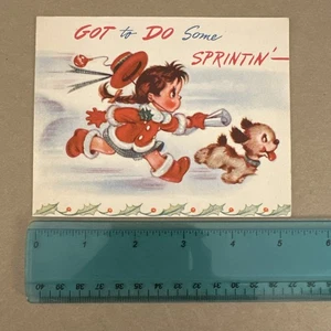 Tarjeta de Navidad vintage de mediados de siglo de felicitación para niñas y perros corriendo - Imagen 1 de 3