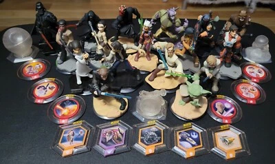 Disney Infinity Star Wars Figures, Crystals & Accessories Bundle - Lot of 31 - Image 1 of 4