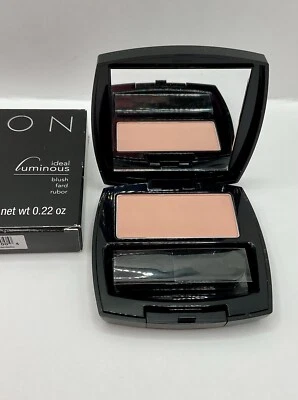 AVON IDEAL LUMINOUS BLUSH COMPACT CANDLELIGHT .22 OZ TRAVEL SIZE - Image 1 of 4