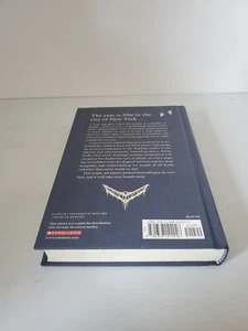 Fantastic Beasts and Where to Find Them: The Original Screenplay - GOOD - Picture 1 of 6