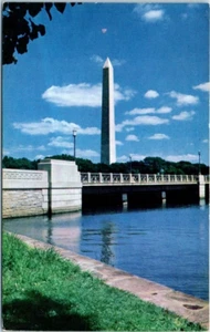 WASHINGTON MONUMENT Washington D.C. Postcard - Picture 1 of 2