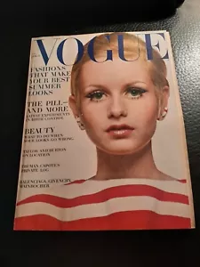 Vogue Apr. 15 1967 Bert Stern cover of Twiggy Penn Balenciaga Givenchy Mainboch - Picture 1 of 9