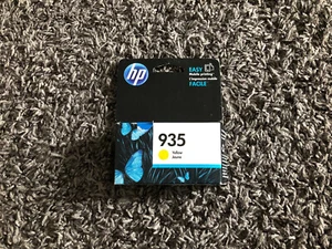 HP 935 Gelb Original Tintenpatrone C2P22AN Versiegelt 01/2018 - Bild 1 von 3