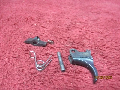 Winchester Model 1903,  1907 Mfg, 22 Win. 03 Cal.,, PART:  Trigger Assembly - Image 1 of 4