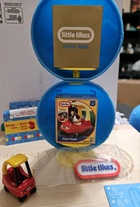 Little Tikes Miniverse Series 3, **ULTRA RARE**Little Tikes Sign and Cozy Coupe - Picture 1 of 7