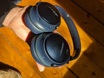 Bose QC35 II Noise-Canceling Headphones - Image 1 of 4
