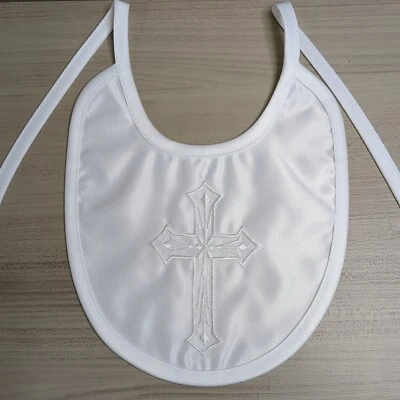 NUEVO Babero Recuerdo Cruz Bautismo Bautizo Bordado Blanco Foto 1 de 3