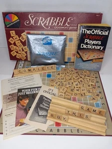 Vintage 1982 Selchow & Richter Scrabble Game No 17 Complete w/Players Dictionary - Picture 1 of 15