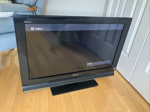 Sony Bravia KDL-32L4000 32" Digital Color LCD TV(NO Remote) Gaming - Picture 1 of 6