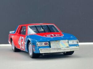 Racing Champions Richard Petty 1981 Buick Regal 50th Anniversary 1/24 NASCAR #2