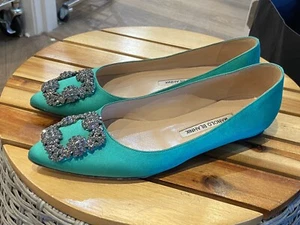 AUTH MANOLO BLAHNIK GREEN EMERALD HANGISI CRYSTAL BUCKLE HEELS SZ 36 FLATS - Picture 1 of 13