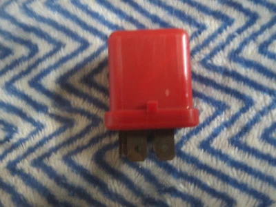 NOS HORN AND MULTI FUNCTION RELAY FITS 1979 - 1983 NISSAN DATSUN PICKUP TRUCKS - Image 1 of 3