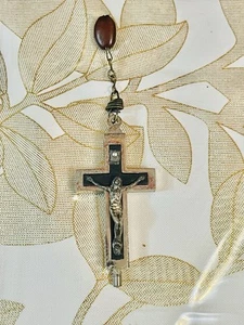 VTG CRUSIFIX RELIC CROSS PENDANT RELIGIOUS CATHOLIC CHRISTIAN Roma Italy - Picture 1 of 4