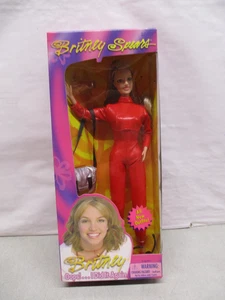 Britney Spears 2000 ¡Ups!...I Did it Again muñeca traje rojo - Imagen 1 de 2