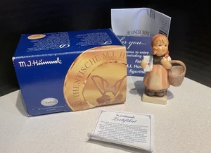 Meditation Goebel Hummel Figurine "Die Grantulantin" First Issue 2005- #2208 - Picture 1 of 11