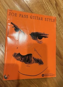 1970 JOE PASS GUITAR STYLE SHEET MUSIC - Imagen 1 de 10
