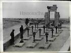 1942 Press Photo South African Soldiers Exam German Cemetary at Capuzzo