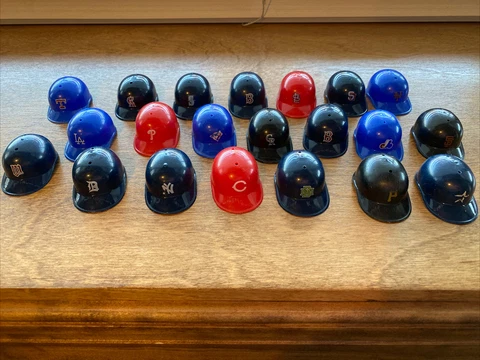 Major League Baseball MLB Vintage Miniature Batting Plastic Helmets / You choose Cover