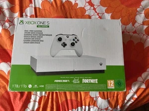 Microsoft Xbox One S Digital Edition 1TB Boxed READ DESCRIPTION - Picture 1 of 6