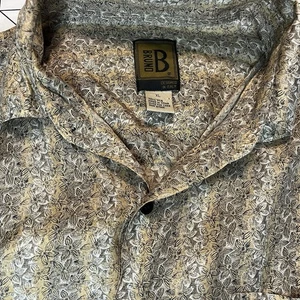 Bruno Herren XL 100% Seide Hemd hellbraun Allover Blumenmuster Kurzarm - Bild 1 von 8