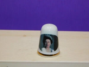 Queen Elizabeth II Collectible Thimble Royal Family Series Exquisite Bone China - Picture 1 of 10