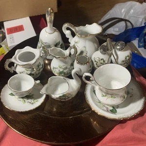 Vintage Lugene's Japan Porcelain Collection - Picture 1 of 9