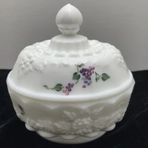 Vintage Fenton Milk Glass Hand Painted Candy Dish W/ Lid Paneled Grapes Flowers - Picture 1 of 13